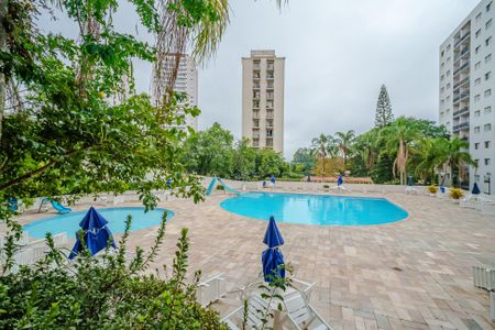 Apartamento à venda com 72m², 2 quartos e 1 vaga Apartamento à venda com 72m², 2 quartos e 1 vagaÁrea comum - Piscina