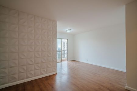 Apartamento à venda com 72m², 2 quartos e 1 vaga Apartamento à venda com 72m², 2 quartos e 1 vagaSala