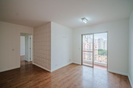 Apartamento à venda com 72m², 2 quartos e 1 vaga Apartamento à venda com 72m², 2 quartos e 1 vagaSala