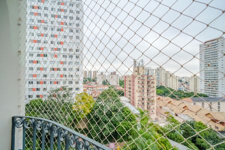 Apartamento à venda com 72m², 2 quartos e 1 vaga Apartamento à venda com 72m², 2 quartos e 1 vagaVaranda