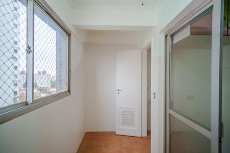 Apartamento à venda com 72m², 2 quartos e 1 vaga Apartamento à venda com 72m², 2 quartos e 1 vagaÁrea de Serviço