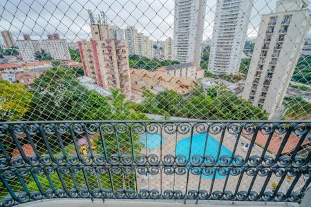 Apartamento à venda com 72m², 2 quartos e 1 vaga Apartamento à venda com 72m², 2 quartos e 1 vagaVaranda