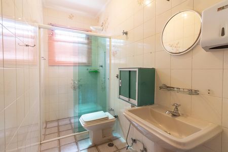 Casa à venda com 410m², 4 quartos e 6 vagas Casa à venda com 410m², 4 quartos e 6 vagasBanheiro 3