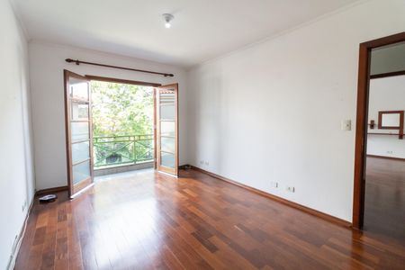 Casa à venda com 410m², 4 quartos e 6 vagas Casa à venda com 410m², 4 quartos e 6 vagasQuarto 3