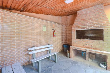 Apartamento para alugar com 60m², 2 quartos e sem vagaÁrea comum - Churrasqueira