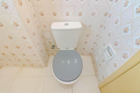 Apartamento para alugar com 60m², 2 quartos e sem vagaBanheiro