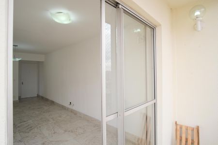 Apartamento à venda com 72m², 3 quartos e 1 vagaVaranda