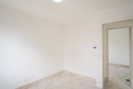 Apartamento à venda com 72m², 3 quartos e 1 vagaQuarto 2