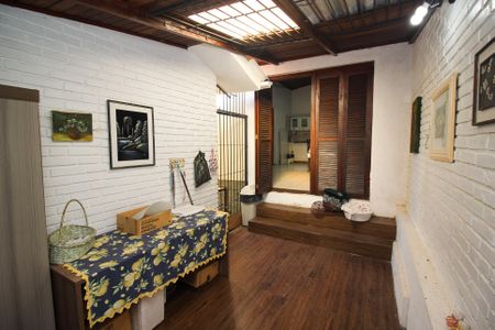 Casa à venda com 220m², 4 quartos e 2 vagasDespensa