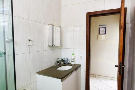 Banheiro  de casa para alugar com 2 quartos, 80m² em Portal dos Gramados, Guarulhos