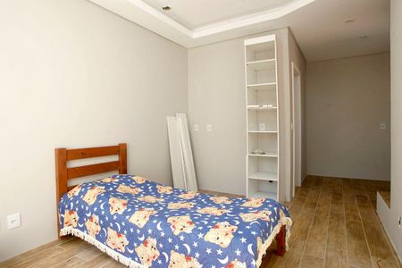 Casa à venda com 300m², 5 quartos e 5 vagasQuarto 1 Suíte