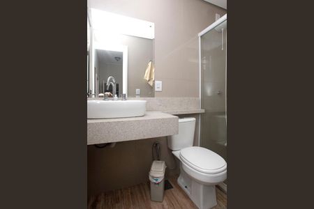 Casa à venda com 300m², 5 quartos e 5 vagasBanheiro 4