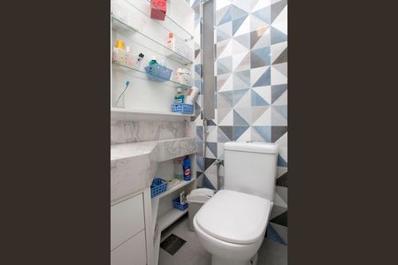 Casa à venda com 300m², 5 quartos e 5 vagasBanheiro 5