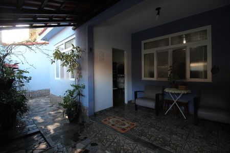 Casa à venda com 138m², 2 quartos e 1 vagaFrente