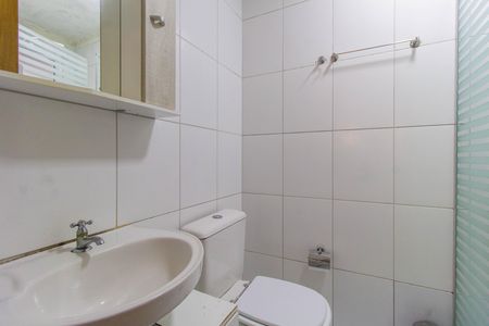 Casa de condomínio para alugar com 55m², 2 quartos e 2 vagas Casa de condomínio para alugar com 55m², 2 quartos e 2 vagasBanheiro