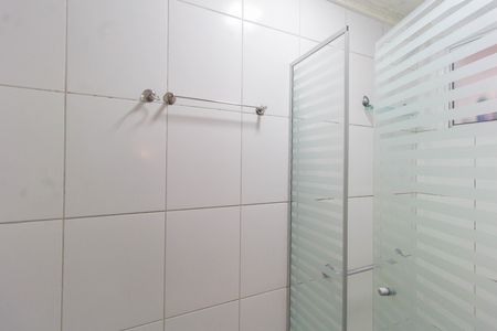 Casa de condomínio para alugar com 55m², 2 quartos e 2 vagas Casa de condomínio para alugar com 55m², 2 quartos e 2 vagasBanheiro