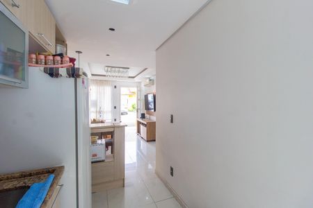 Casa de condomínio para alugar com 55m², 2 quartos e 2 vagas Casa de condomínio para alugar com 55m², 2 quartos e 2 vagasCozinha