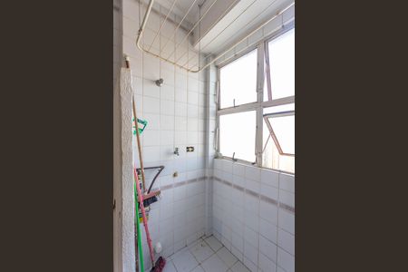 Apartamento à venda com 62m², 2 quartos e 1 vaga Apartamento à venda com 62m², 2 quartos e 1 vagaÁrea de serviço