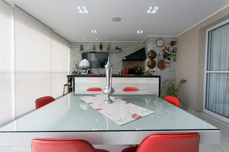 Apartamento à venda com 124m², 2 quartos e 2 vagasVaranda gourmet