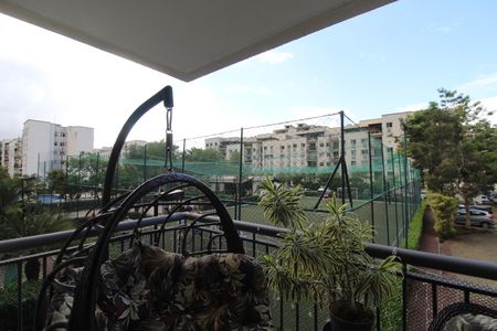 Apartamento à venda com 86m², 4 quartos e 2 vagasSala - Varanda