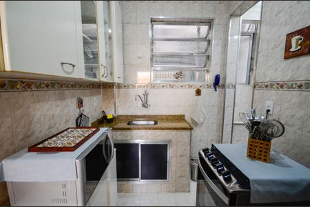 Apartamento à venda com 59m², 2 quartos e 1 vagaCozinha