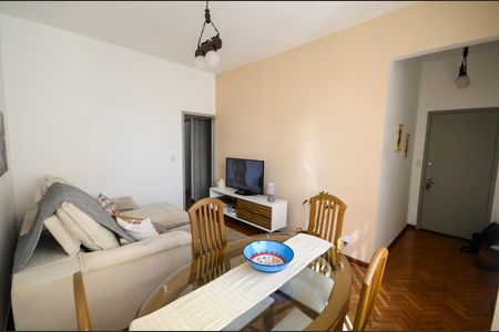 Apartamento à venda com 59m², 2 quartos e 1 vagaSala
