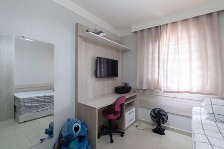 Casa à venda com 130m², 2 quartos e 3 vagas Casa à venda com 130m², 2 quartos e 3 vagasQuarto 2