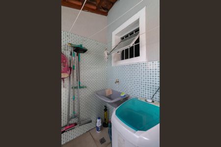 Casa à venda com 130m², 2 quartos e 3 vagas Casa à venda com 130m², 2 quartos e 3 vagas Área de Serviço