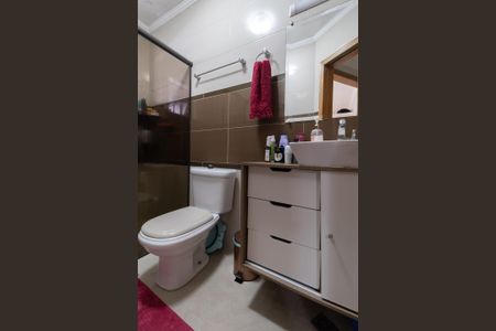 Casa à venda com 130m², 2 quartos e 3 vagas Casa à venda com 130m², 2 quartos e 3 vagasBanheiro