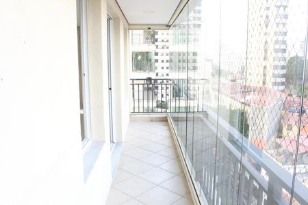 Apartamento para alugar com 120m², 3 quartos e 2 vagasVaranda