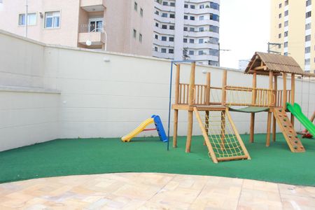 Apartamento para alugar com 120m², 3 quartos e 2 vagasÁrea comum - Playground