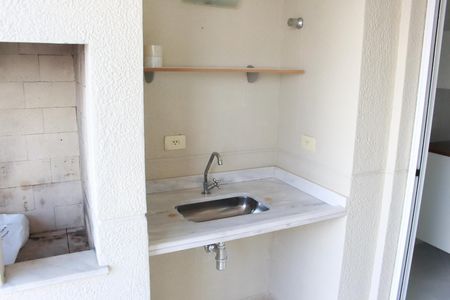 Apartamento para alugar com 120m², 3 quartos e 2 vagasVaranda