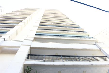 Apartamento para alugar com 120m², 3 quartos e 2 vagasFachada
