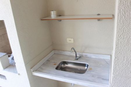 Apartamento para alugar com 120m², 3 quartos e 2 vagasVaranda