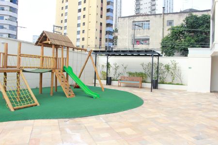 Apartamento para alugar com 120m², 3 quartos e 2 vagasÁrea comum - Playground
