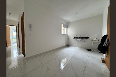 Apartamento à venda com 44m², 2 quartos e sem vaga Apartamento à venda com 44m², 2 quartos e sem vagaFoto 01