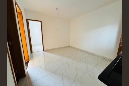 Apartamento à venda com 44m², 2 quartos e sem vaga Apartamento à venda com 44m², 2 quartos e sem vagaFoto 01