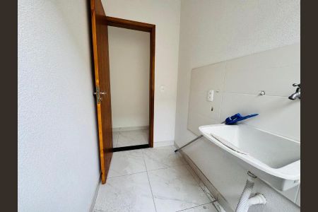 Apartamento à venda com 44m², 2 quartos e sem vaga Apartamento à venda com 44m², 2 quartos e sem vagaFoto 01