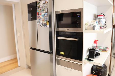Apartamento à venda com 210m², 3 quartos e 2 vagasCozinha