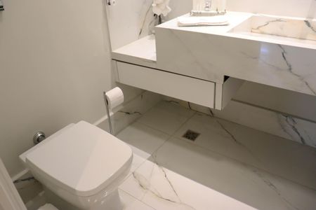 Apartamento à venda com 210m², 3 quartos e 2 vagasLavabo