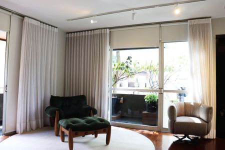 Apartamento à venda com 210m², 3 quartos e 2 vagasSala