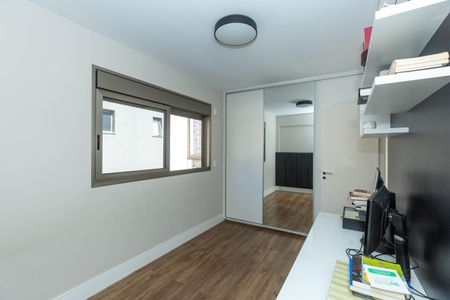 Casa de condomínio à venda com 292m², 3 quartos e 2 vagas Casa de condomínio à venda com 292m², 3 quartos e 2 vagasQuarto 2