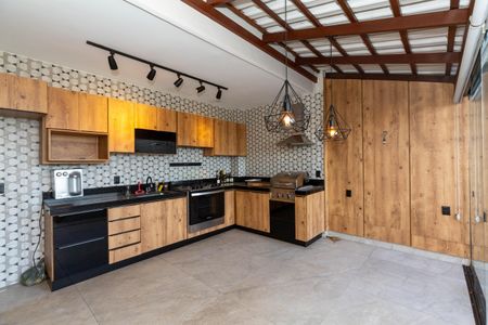 Casa de condomínio à venda com 292m², 3 quartos e 2 vagas Casa de condomínio à venda com 292m², 3 quartos e 2 vagasÁrea comum - Espaço Gourmet