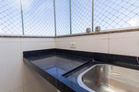 Casa de condomínio para alugar com 60m², 2 quartos e 1 vagaÁrea de Serviço