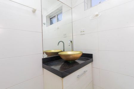 Casa de condomínio para alugar com 60m², 2 quartos e 1 vagaBanheiro