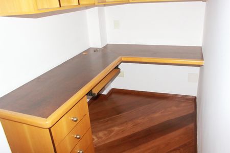 Apartamento à venda com 143m², 3 quartos e 3 vagasCloset Suíte