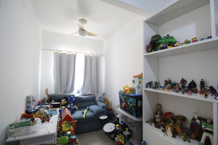 Casa de condomínio à venda com 200m², 4 quartos e 2 vagasQuarto 3