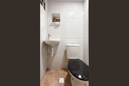 Studio para alugar com 19m², 1 quarto e sem vaga Studio para alugar com 19m², 1 quarto e sem vagaBanheiro da Suíte