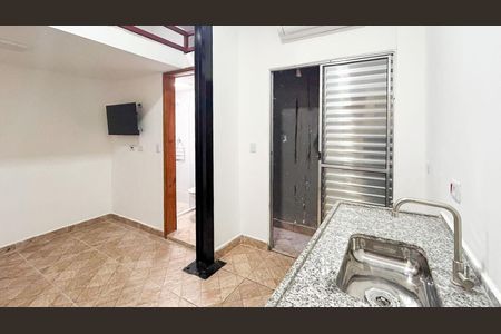 Studio para alugar com 19m², 1 quarto e sem vaga Studio para alugar com 19m², 1 quarto e sem vagaCozinha
