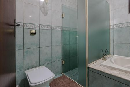 Casa para alugar com 270m², 4 quartos e 7 vagas Casa para alugar com 270m², 4 quartos e 7 vagasBanheiro da Suíte